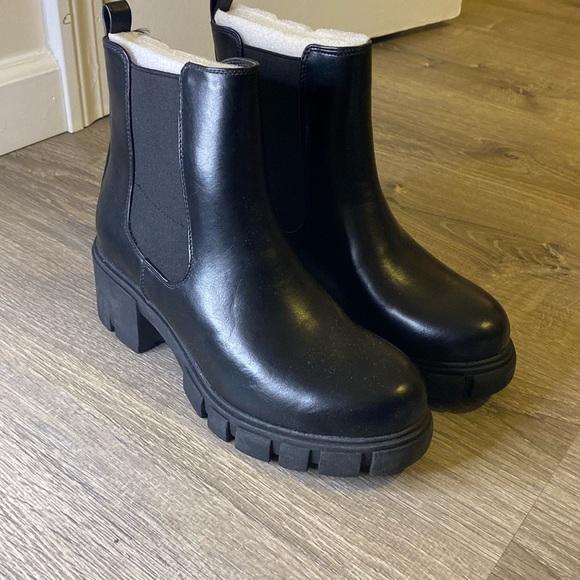 Madden Girl Shoes - Madden girl Chelsea boots